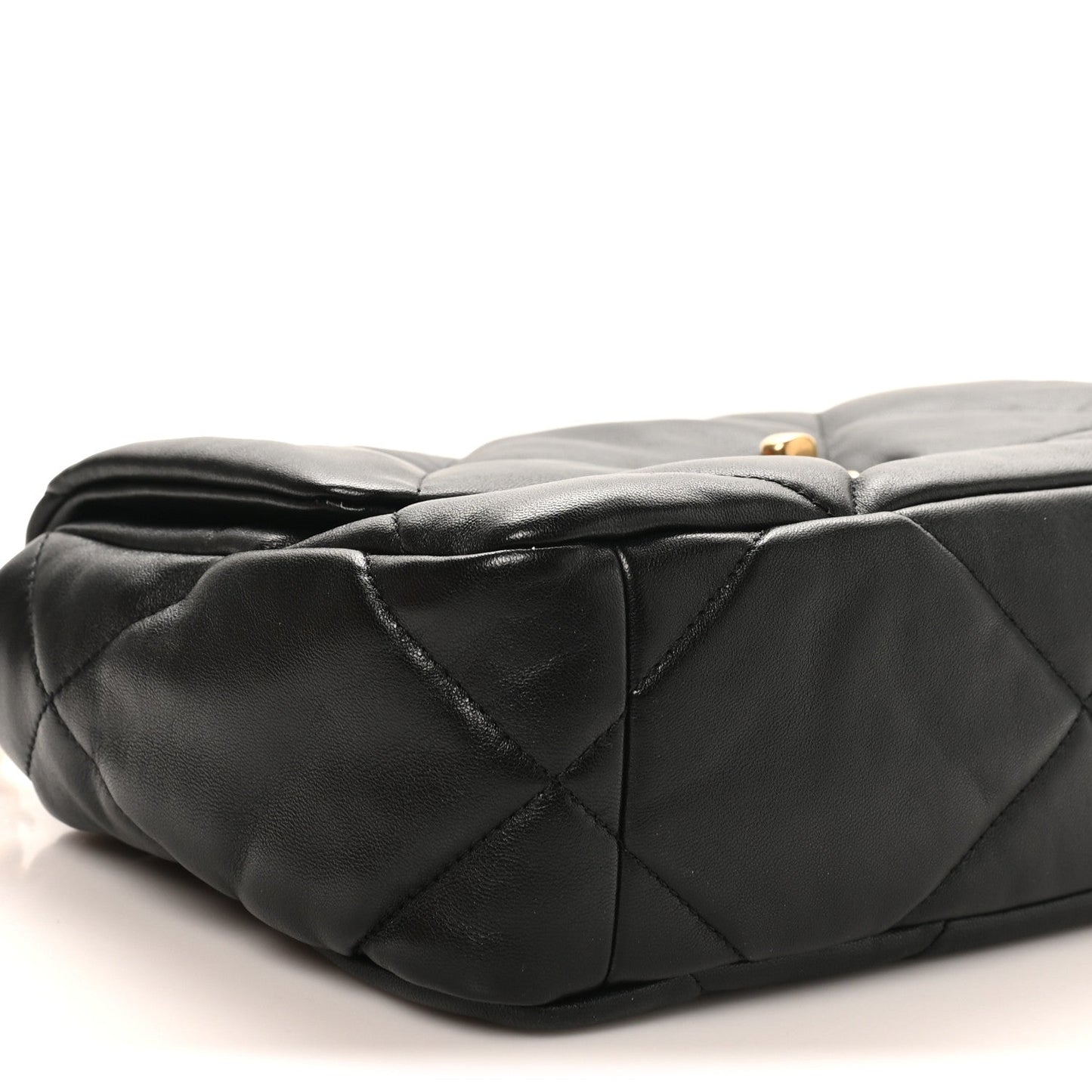 Lambskin Quilted Medium Chanel 19 Flap Black