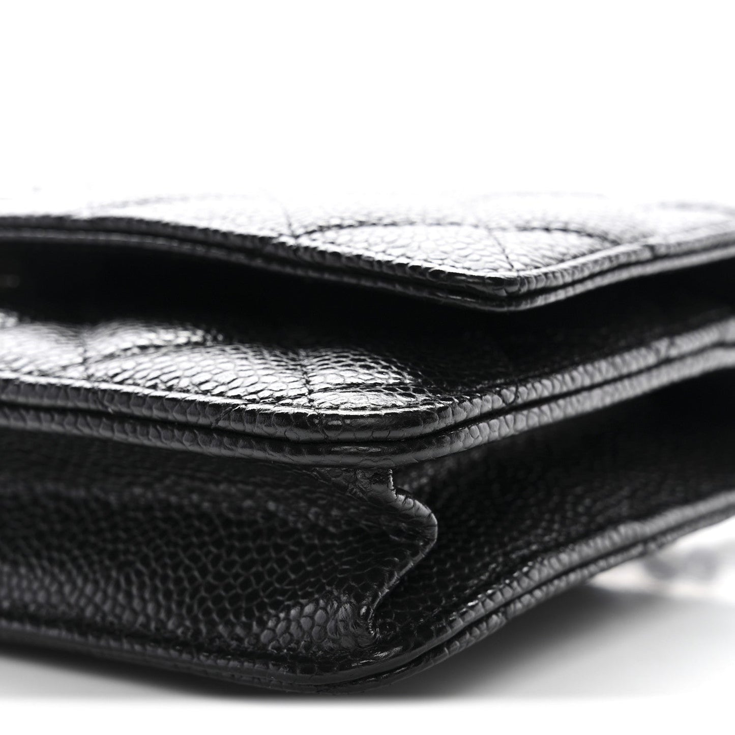 Caviar Quilted Wallet on Chain WOC Black