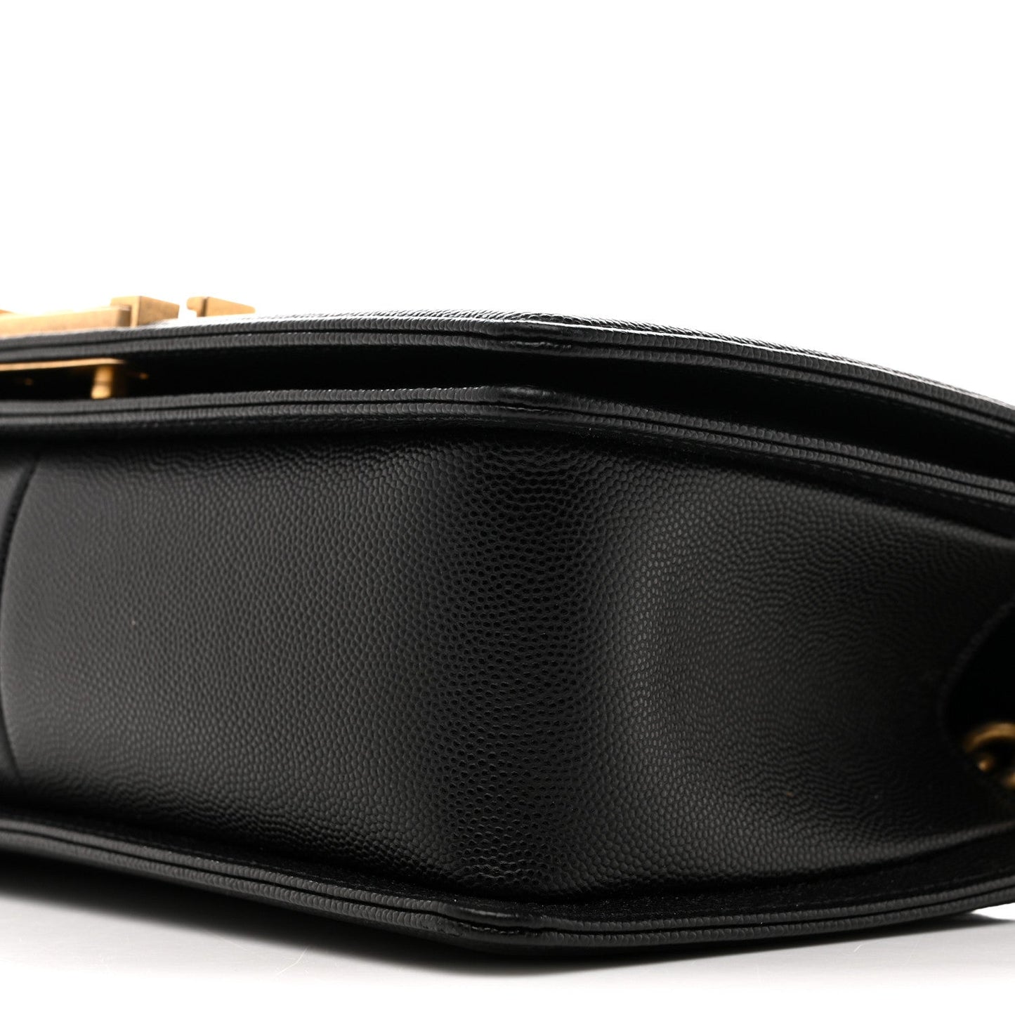Caviar Quilted Medium Boy Flap Black