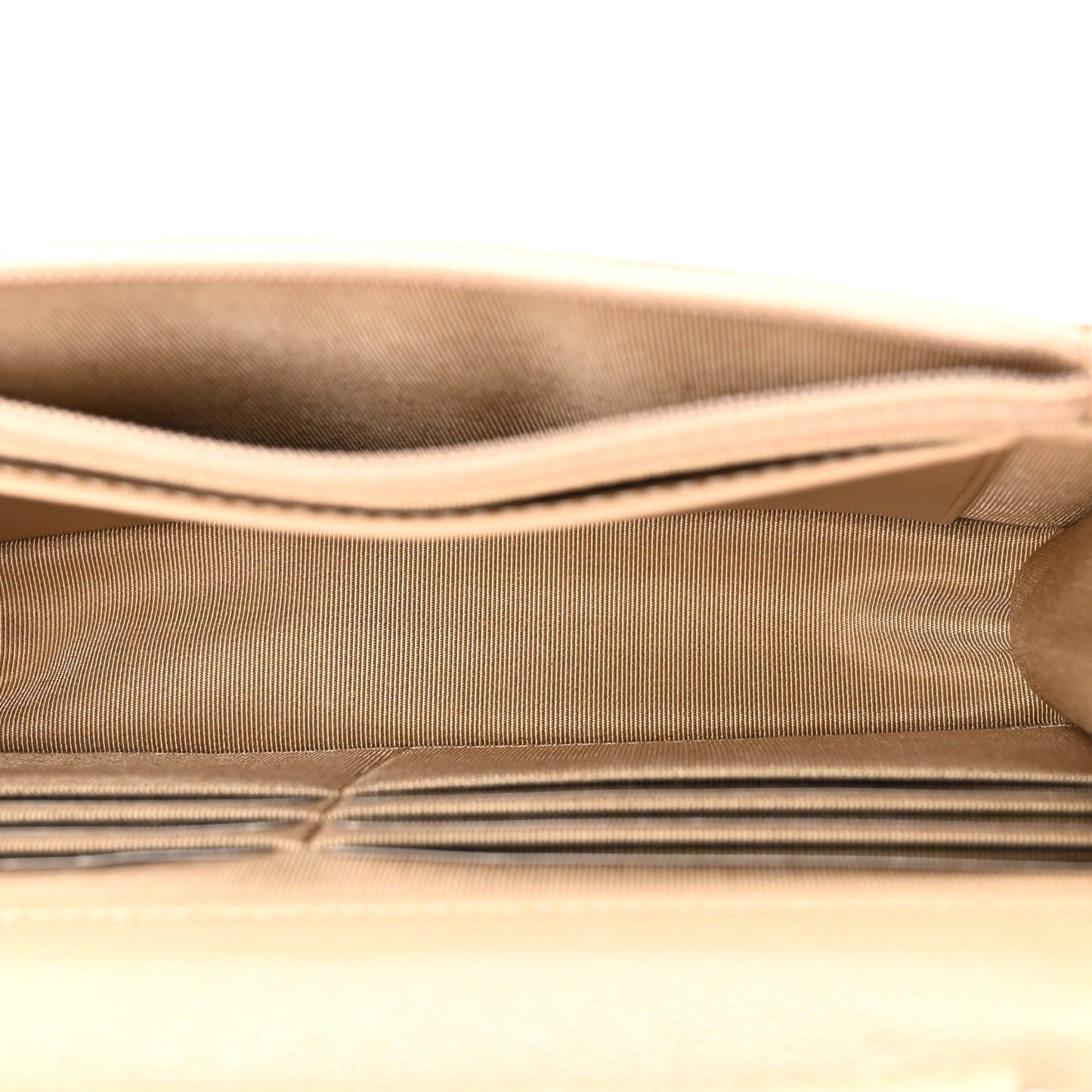 Caviar Quilted Wallet on Chain WOC Beige